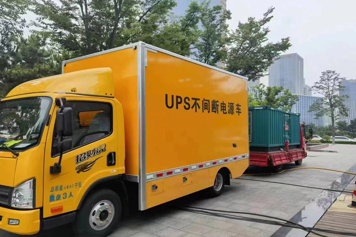 鹤城发电机租赁施工现场