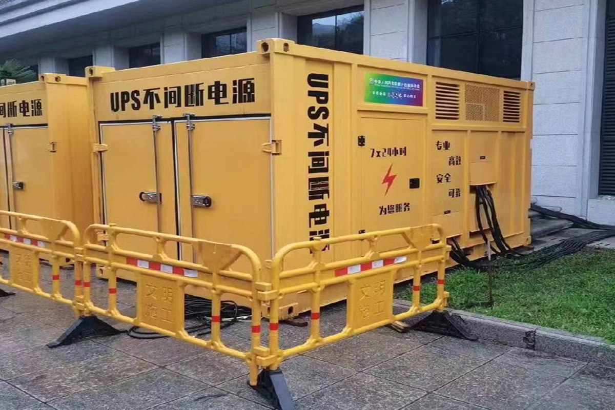 鹤城发电机租赁施工现场